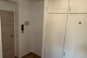 Helle 3-Zimmer-Wohnung mit Balkon, Aufzug & EBK | Nähe Ledermuseum – 63067 Messehalle, Offenbach am Main – Vorschaubild 13