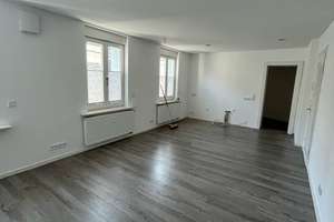 Ungewöhnliche schöne Altbauwohnung in Lövenich..