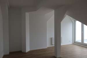 Helle und private 3,5-Zimmer-DG-Wohnung mit großem Balkon – Transvaalstr. 43 43, 13351 Wedding, Berlin – Vorschaubild 4
