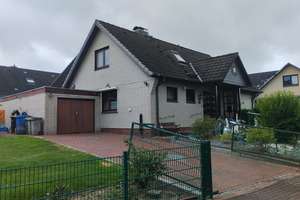 Schönes Einfamilienhaus mit Einliegerwohnung in guter und sehr ruhiger Lage – Die vollständige Adresse der Immobilie erhältst du vom Anbieter., 25746 Wesseln – Vorschaubild 3