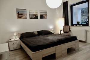 Neu renoviertes voll möbliertes Reiheneckhaus in München Obermenzing – 81247 Obermenzing, München – Vorschaubild 12
