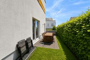 Wohnen mit Stil in Wiesbaden-Biebrich – moderne Doppelhaushälfte mit großzügigem Raumkonzept! – Die vollständige Adresse der Immobilie erhältst du vom Anbieter., 65203 Biebrich, Wiesbaden – Vorschaubild 4