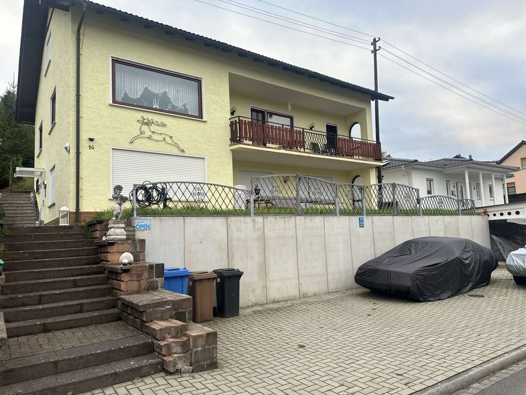 Immobilie in Aura im Sinngrund - Großzügiges 6-Zimmer Haus in Aura im Sinngrund - Bild 0