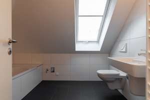 Striesen - liebevoll sanierte Atelier-Wohnung in ruhiger Lage mit Dachterrasse – Jacobistraße 6, 1309 Striesen-Ost, Dresden – Vorschaubild 16