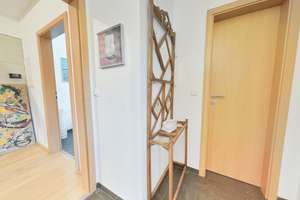 Familienhaus in Rheinnähe in begehrter Siedlung von Lörick mit separater Einheit – 40547 Lörick, Düsseldorf – Vorschaubild 21