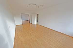Helle 2-Zimmerwohnung mit Balkon im Zentrum von Duisburg - mit Einbauküche! – Poststraße 36, 47051 Altstadt, Duisburg – Vorschaubild 4