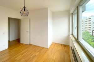 für 2 Jahre ab Oktober: zentrale 2 Zimmer, Balkon im 6. OG, möbliert möglich – Seydelstraße 7, 10117 Mitte (Ortsteil), Berlin – Vorschaubild 6