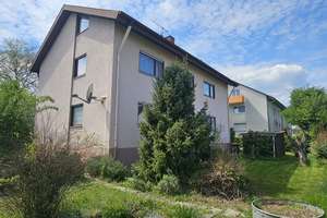 Haus mit zwei 4-Zimmerwohnungen und ausbaubarem Dachgeschoss – Vogesenstr. 2, 79395 Neuenburg am Rhein – Vorschaubild 3