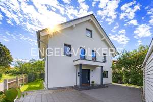Energieautarkes Wohnen auf 191 m²: Stylisches A+ Traumhaus mit 11,8-kW-PV-Anlage in Puchheim-Ort – Die vollständige Adresse der Immobilie erhältst du vom Anbieter., 82178 Puchheim – Vorschaubild 2