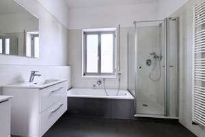 Modern saniertes Architektenhaus mit vielseitigem Nutzungskonzept! – Die vollständige Adresse der Immobilie erhältst du vom Anbieter., 84101 Obersüßbach – Vorschaubild 10