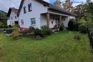 CHARMANTES EINFAMILIENHAUS IM LUFTKURORT! – Die vollständige Adresse der Immobilie erhältst du vom Anbieter., 66957 Eppenbrunn – Vorschaubild 2