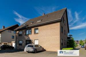 2- Zimmer-Eigentumswohnung im Dachgeschoss mit Balkon