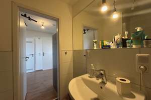 Gemütliche Dachgeschosswohnung mit guter Verkehrsanbindung – Wilhelm-Mauser-Straße 41-43, 50827 Bickendorf, Köln – Vorschaubild 8