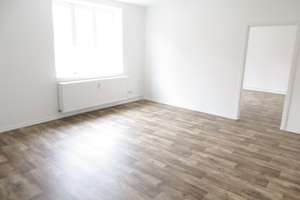 Deine neue Drei-Zimmer-Wohnung! – Dürerstr. 4, 39112 Sudenburg, Magdeburg – Vorschaubild 2