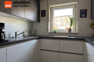 MEHRGENERATIONENHAUS MIT ZWEI WOHNUNGEN UND DOPPELGARAGE – Die vollständige Adresse der Immobilie erhältst du vom Anbieter., 72829 Engstingen – Vorschaubild 4