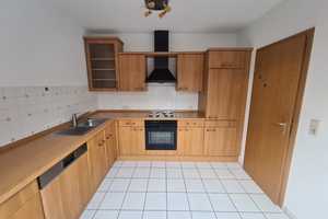 Attraktive Dachgeschosswohnung mit zwei Zimmern sowie Balkon und Einbauküche in Wilhelmshöhe – Kassel – Vorschaubild 4