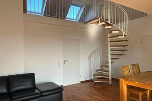 Helle 4,5 Zimmer-Penthaus-Wohnung miit Sonnenbalkon in Oberkassel/Lörick – Die vollständige Adresse der Immobilie erhältst du vom Anbieter., 40547 Lörick, Düsseldorf – Vorschaubild 3