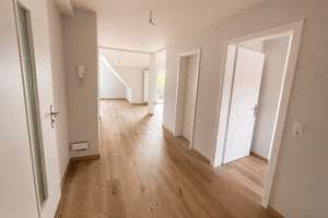 Sehr schöne helle 3-Zi.-Whg. in Stadtmitte mit Südbalkon, Erstbezug, Neubau-Standard – Tiergartenstraße 8, 77933 Lahr/Schwarzwald – Vorschaubild 5