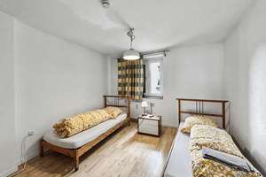 8-Familienhaus – leerstehend und flexibel nutzbar in Duisburg-Beeck – Die vollständige Adresse der Immobilie erhältst du vom Anbieter., 47139 Beeck, Duisburg – Vorschaubild 5
