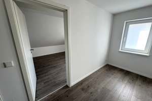**Erstbezug nach Neuausbau** interessante 3,5-Zi.-Whg.  für DG-Liebhaber in ruhiger Lage** – Hans-Pfitzner-Str. 2, 47057 Neudorf-Süd, Duisburg – Vorschaubild 10