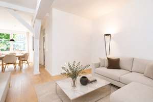Kapitalanlage - Attraktive Dachgeschosswohnung in schönem Stuckaltbau – Die vollständige Adresse der Immobilie erhältst du vom Anbieter., 10625 Charlottenburg, Berlin – Vorschaubild 7