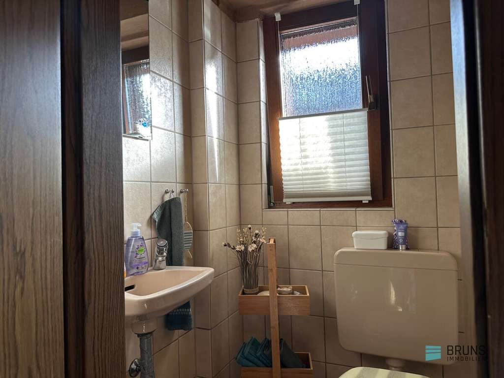 Immobilie in Mönchengladbach - Ein- bis Zweifamilienhaus in zentraler Wohnlage - Bild 4