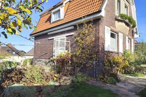 Stilvolles Wohnhaus mit schönem Grundstück, Garage und Wintergarten – Halbe Hufe 1, 38723 Seesen – Vorschaubild 3