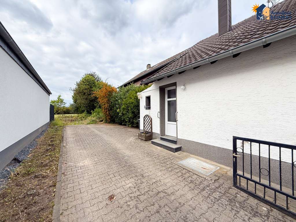 Immobilie in Wassenberg - Rohdiamant in Wassenberg: Sanieren, einziehen und das Leben im Grünen genießen. - Bild 1