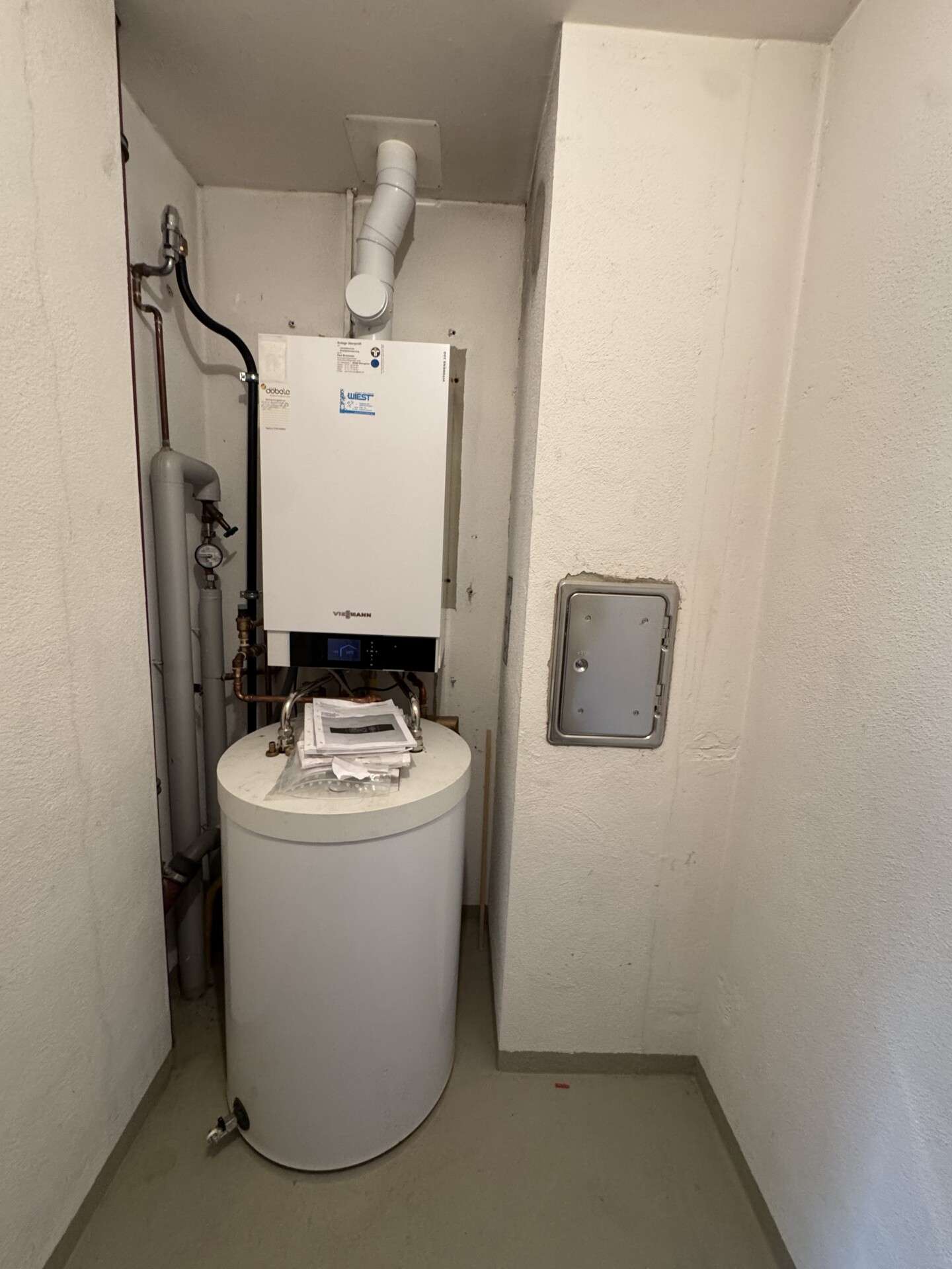 Immobilie in Bad Wurzach - Sonniges Dachgeschoss mit zwei überdachten Balkonen und Garage – Ihr Rückzugsort in Bad Wurzach - Bild 0