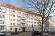 Dachgeschoß zum kurzfristigen Erstbezug in begehrter Kiezlage mit Terrasse, hohen Decken!