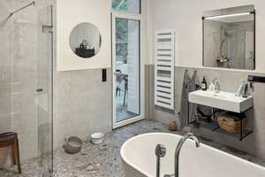 Property thumbnail 11