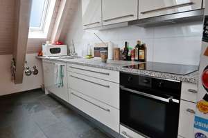 Helle 4 Zimmer Maisonette-Wohnung in zentraler Lage, Nähe Universität und Sportanlage Süd – Ilsungstraße 3, 86161 Hochfeld, Augsburg – Vorschaubild 3