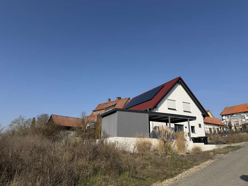 Immobilie in Hedeper - (KfW-40+) Junges Einfamilienhaus auf großem Grundstück-Toller Ausblick Richtung Harz inklusive - Bild 0