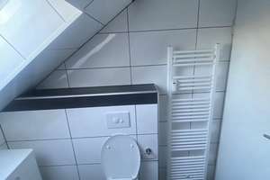 Renovierte 1 Zimmer Dachgeschoss Wohnung an ältere Dame ab 55 zu vermieten.  – Die vollständige Adresse der Immobilie erhältst du vom Anbieter., 44319 Wickede, Dortmund – Vorschaubild 6