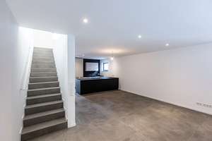 Stilvolle Neubau-Doppelhaushälfte in Gerolfing – Die vollständige Adresse der Immobilie erhältst du vom Anbieter., 85049 West, Ingolstadt – Vorschaubild 11