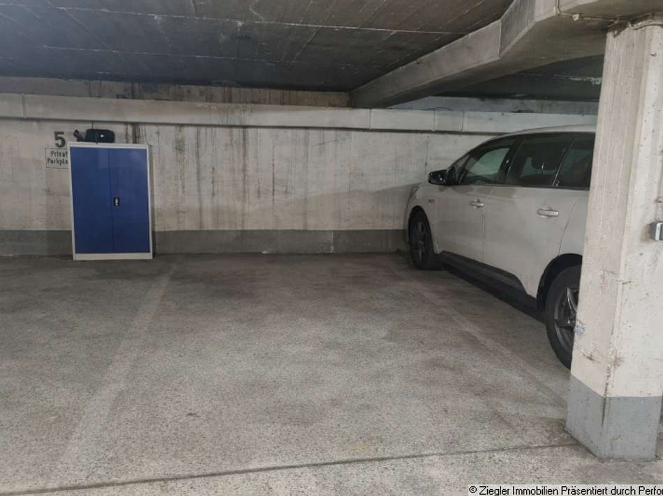 14 Tiefgaragenplatz