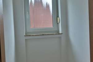 Helle 3-Zimmer Dachgeschosswohnung mit Balkon in Pfaffendorfer Höhe – Die vollständige Adresse der Immobilie erhältst du vom Anbieter., 56076 Pfaffendorfer Höhe, Koblenz – Vorschaubild 8