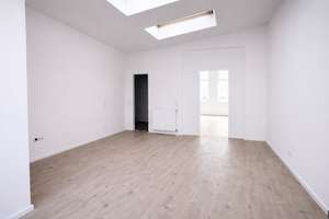 Helle 2-Zimmer-Wohnung gefragter Lage mit kleiner Terrasse und hohen Deckenvon Grafenberg – Die vollständige Adresse der Immobilie erhältst du vom Anbieter., 40629 Ludenberg, Düsseldorf – Vorschaubild 6