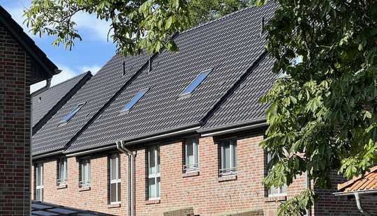 Bild von Großburgwedel: Exzellentes RM-Stadthaus mit viel Platz auf 3 Etagen in bester Lage & PKW-Garage !!