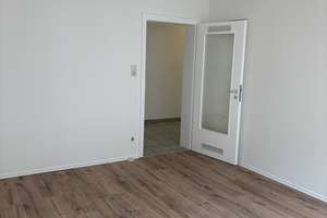 Helle 2-Zimmer-Wohnung mit Balkon in zentraler Lage von Mönchengladbach – Die vollständige Adresse der Immobilie erhältst du vom Anbieter., 41061 Westend, Mönchengladbach – Vorschaubild 2