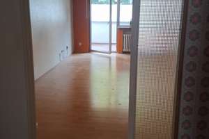 Wohnen mit Charakter: Großzügige 5-Zimmer-Wohnung in Köln-Longerich – Stommeler Str. 28, 50739 Longerich, Köln – Vorschaubild 3
