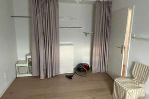Helle 2,5-Zimmer Dachgeschosswohnung in Stuttgart-Untertürkheim – Die vollständige Adresse der Immobilie erhältst du vom Anbieter., 70327 Untertürkheim (Ortsteil), Stuttgart – Vorschaubild 11