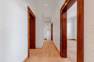 Kameha Residence: Exklusive 4-Zimmer-Wohnung mit Rheinblick, Aufzug, EBK, 2 Bädern, TG-Stellplatz – Die vollständige Adresse der Immobilie erhältst du vom Anbieter., 40213 Altstadt, Düsseldorf – Vorschaubild 31