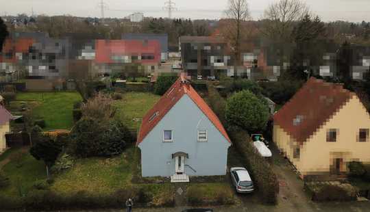 Bild von Sanierungsbedürftiges Zweifamilienhaus in ruhiger Lage von Bremen Farge