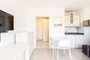 Bezugsfreies Appartement mit Balkon in ruhiger Innenhoflage – Die vollständige Adresse der Immobilie erhältst du vom Anbieter., 81539 Ramersdorf, München – Vorschaubild 7