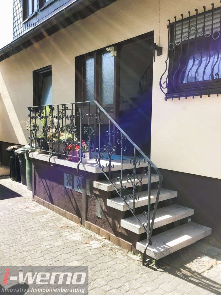 Immobilie in Biblis - Freistehendes Einfamilienhaus mit großem Gartenidyll - Bild 2