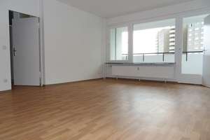 Helle 2-Zimmer-Wohnung nahe Gropiusstadtpassagen – Lipschitzallee 40, 12353 Gropiusstadt, Berlin – Vorschaubild 1