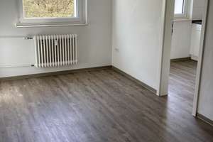 Miet mich - interessante 2-Zimmer-Wohnung – Fackenburger Allee 75 a, 23554 Sankt Lorenz Nord, Lübeck – Vorschaubild 2