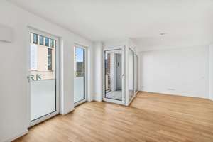 Attraktive 3-Zimmer-Wohnung mit Loggia und Balkon im Zentrum von Kiel – Andreas-Gayk-Straße 5, 24103 Vorstadt, Kiel – Vorschaubild 3