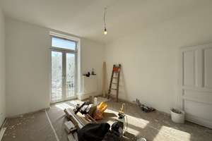 *Ostend* 3-Zimmer-Altbauwohnung